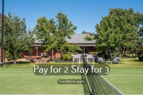 Clover Estate with Tennis Court